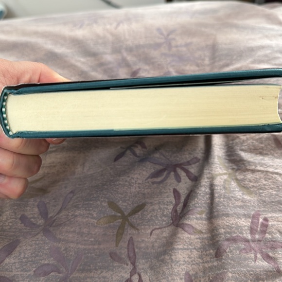 The Chance to Fly hardcover book. Virtually new. Excellent condition. - Picture 5 of 6